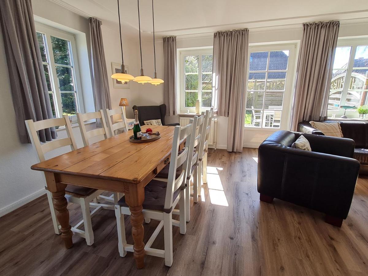Utersum Ferienhaus Ellen, Eg Whg מראה חיצוני תמונה